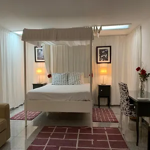 https://discovery-apartment-estrela.hotels-lisbon-portugal.com
