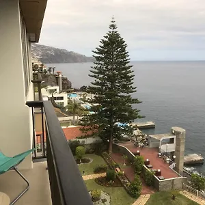Bahia Floor Apartment