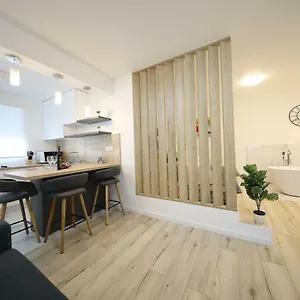 https://sens-apartments.hotelinzadar.com